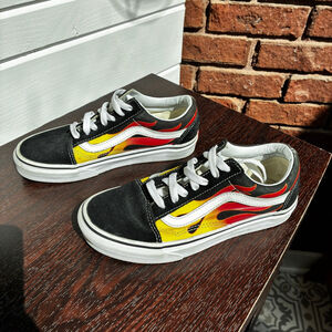 Vans Old Skool Hot Rod Flames Sneakers - Women’s 6 / Men’s 4.5 - Fire Print
